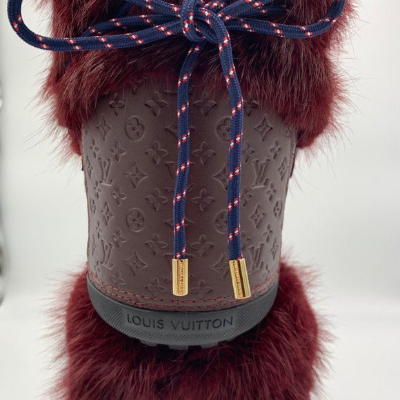 LOUIS VUITTON Off-Piste Beaver Fur Snow Boots WOMENS SZ 8 to 8.5 - Picture 9 of 12